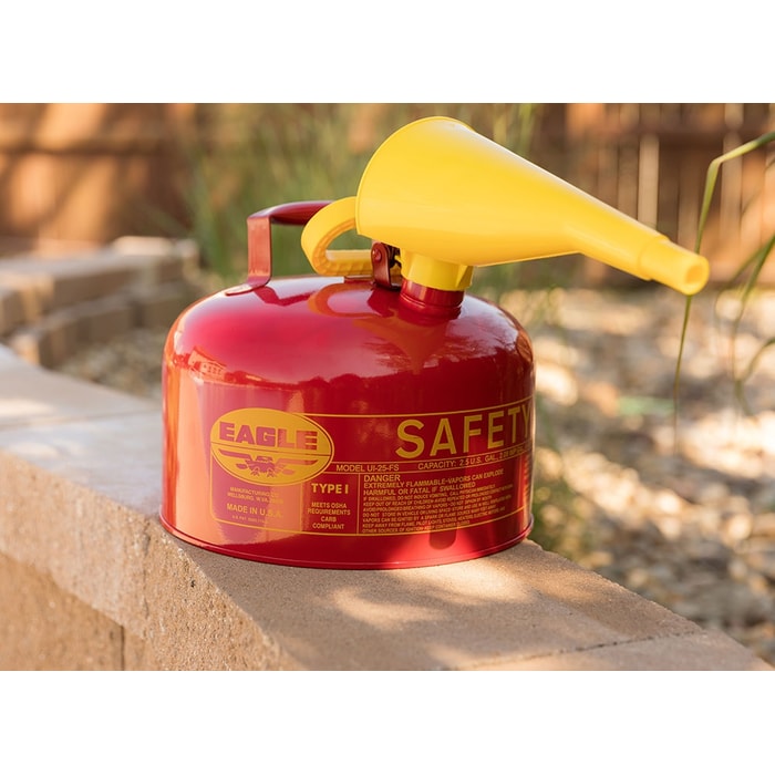 Eagle Manufacturing, Eagle Manufacturing 2.5 Gallon Steel Safety Can for Flammables, Type I, Flame Arrester, Funnel, Red