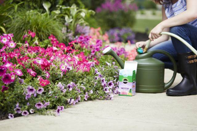 Miracle Gro, Miracle-Gro® Water Soluble Bloom Booster® Flower Food