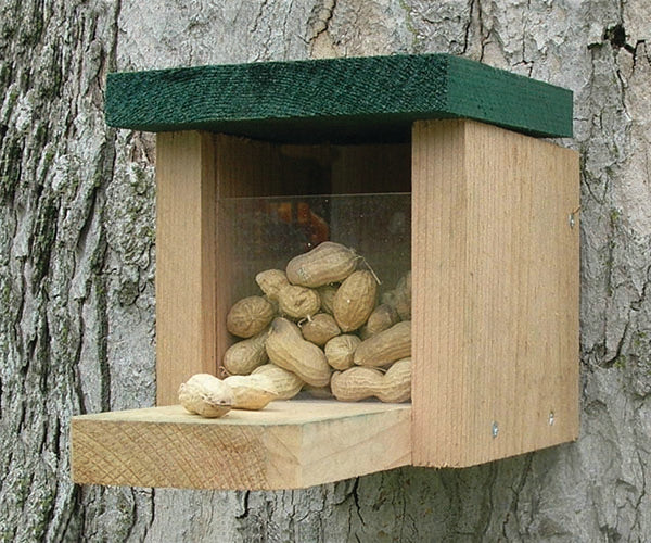 Songbird Essentials, Songbird Essentials Squirrel Feeder Snack Box